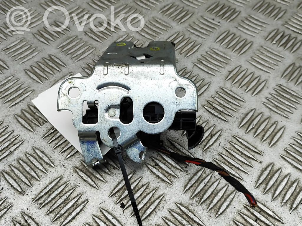 Volkswagen Jetta VI Zamek klapy tylnej / bagażnika 