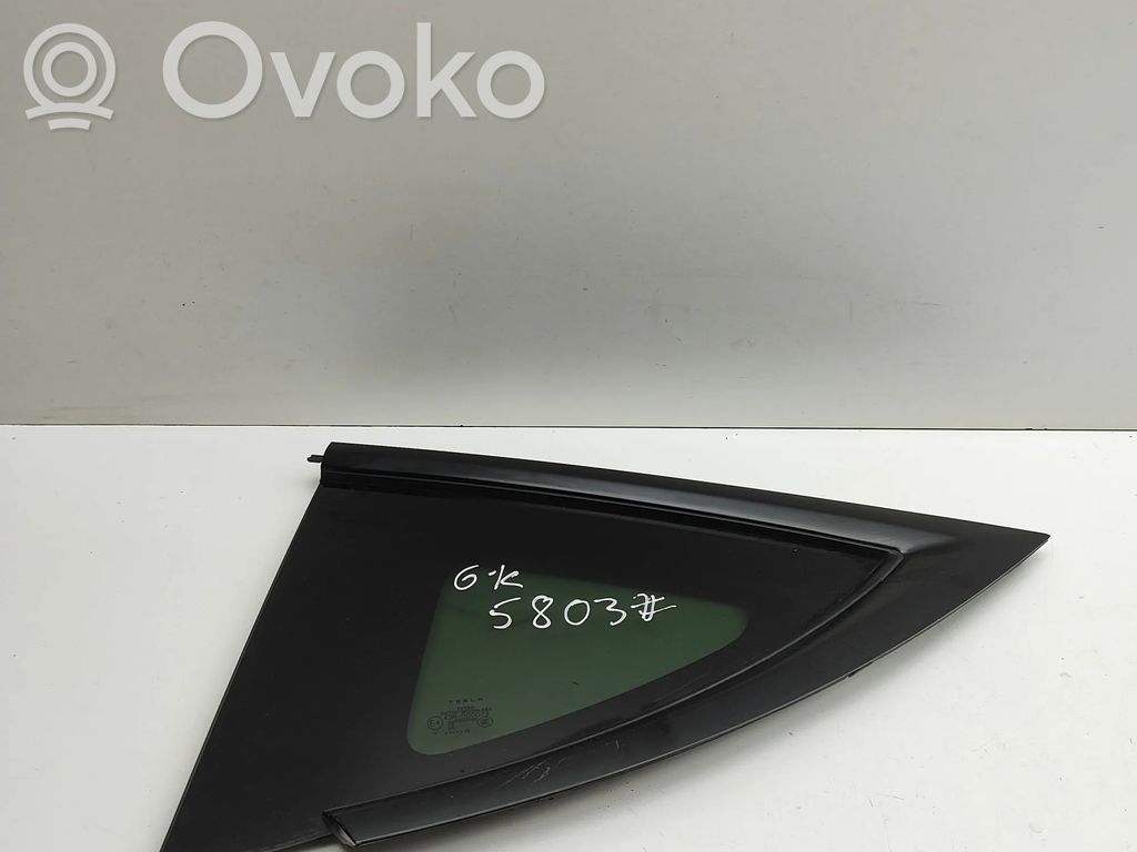 Tesla Model Y Juniper Rear side window 