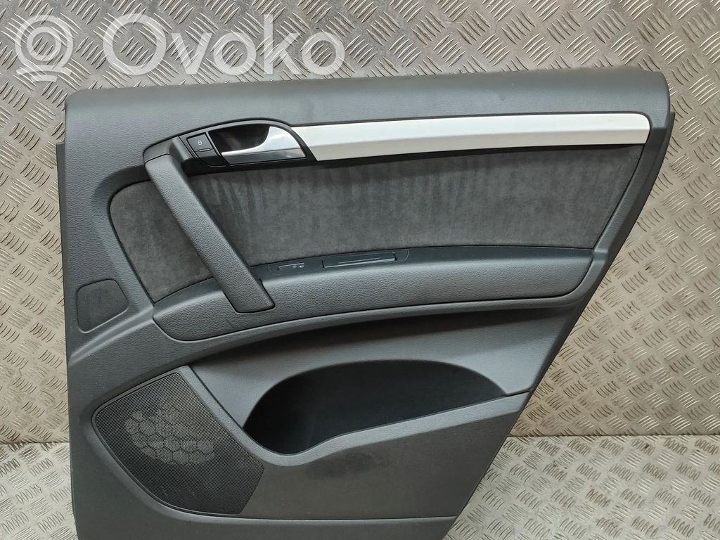 Audi Q7 4L Boczki / Poszycie drzwi tylnych 