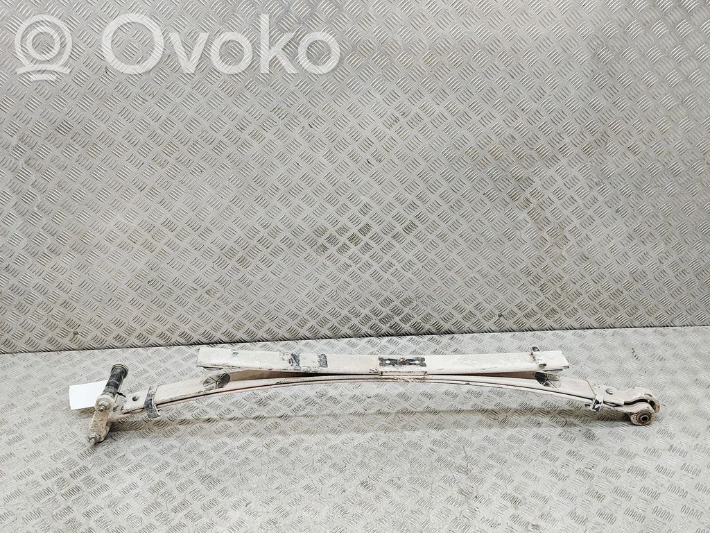Isuzu D-Max Resor tylny 
