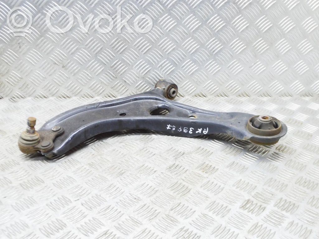KIA Sportage Braccio di controllo sospensione anteriore inferiore/braccio oscillante 