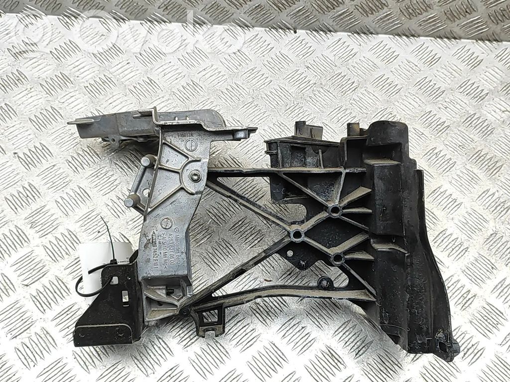 Mercedes-Benz E W238 Panel mocowania chłodnicy / góra 