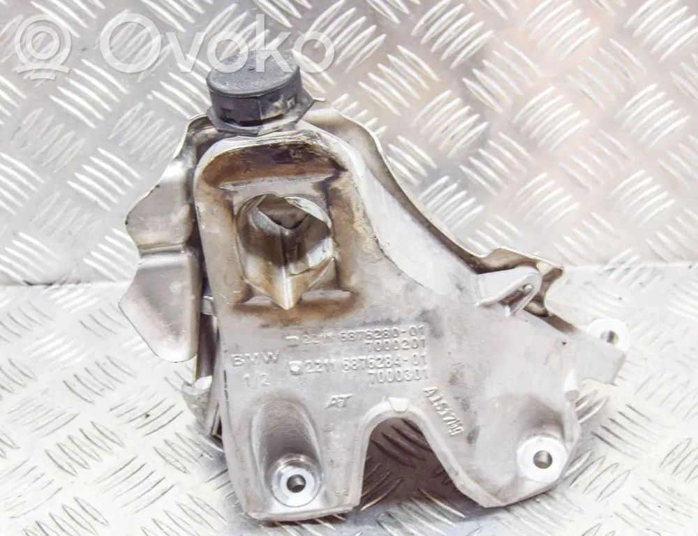 BMW X5 F15 Engine mounting bracket 