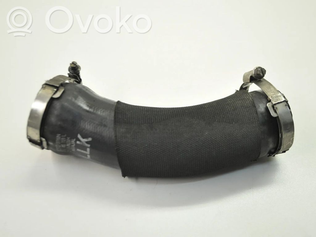 Furtun/conductă intercooler   4F0145709L