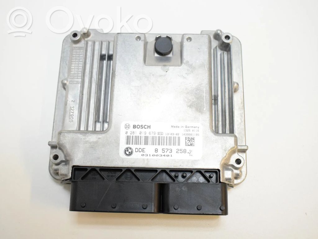 BMW 3 F30 F35 F31 Dzinēja vadības bloks 