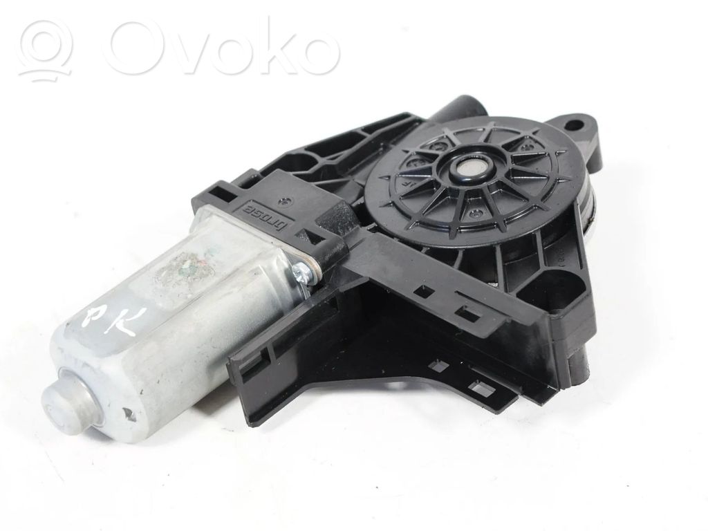 Volvo XC90 Front door window regulator motor 