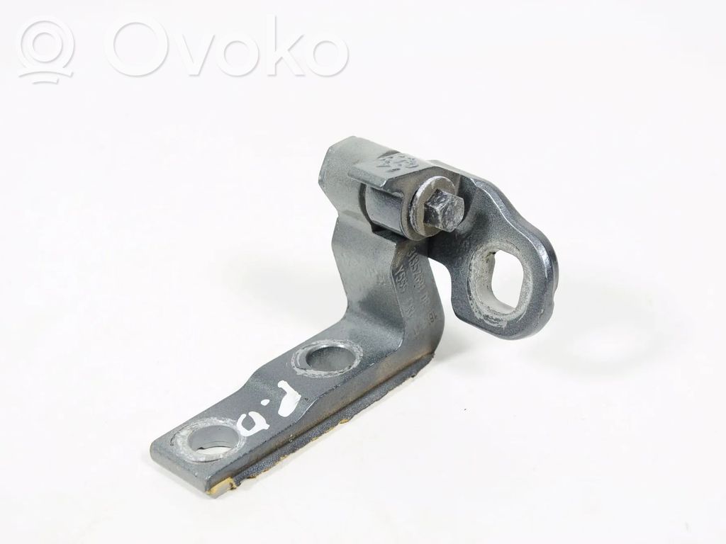 Volvo V40 Front door upper hinge 