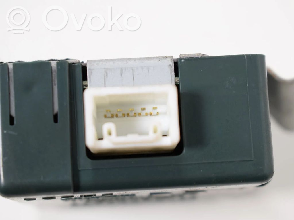 Toyota Land Cruiser (J120) Altri dispositivi