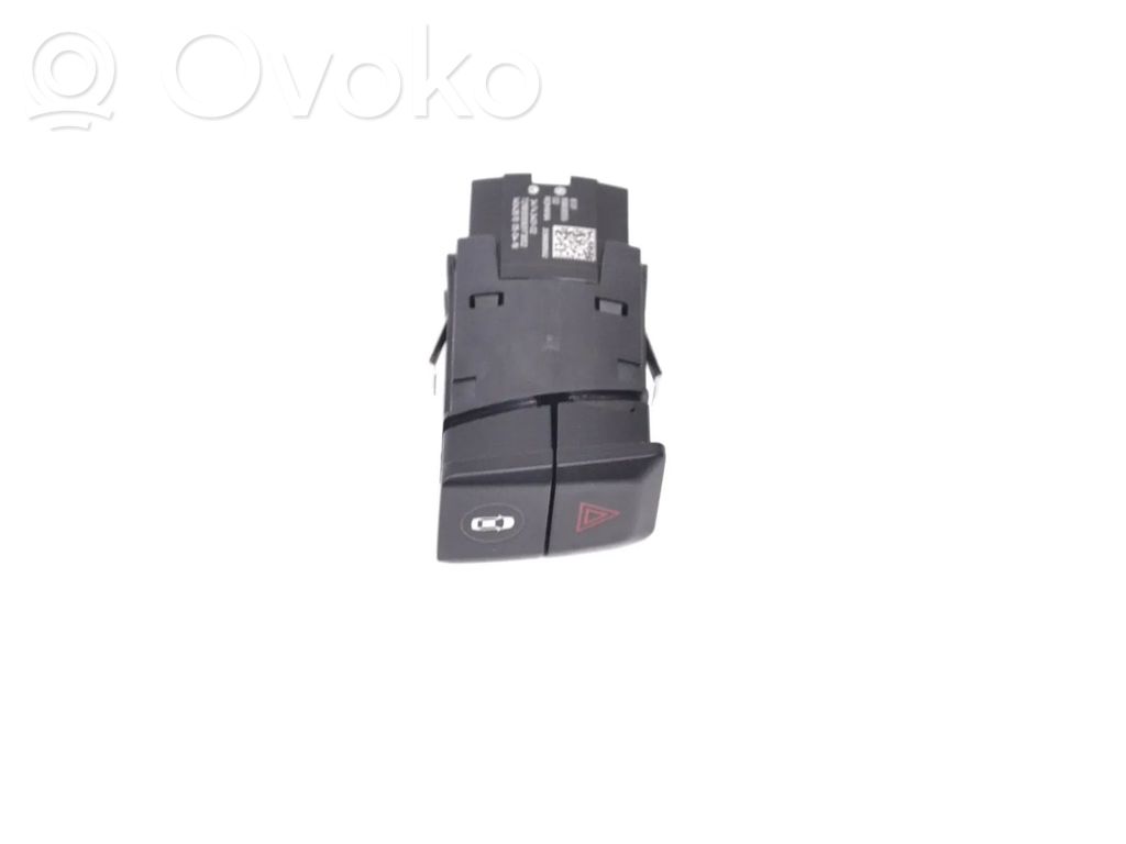 BMW X3 G01 Botón interruptor de luz de peligro 