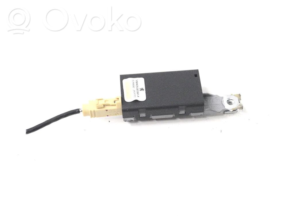 Peugeot RCZ Antenos stiprintuvas 