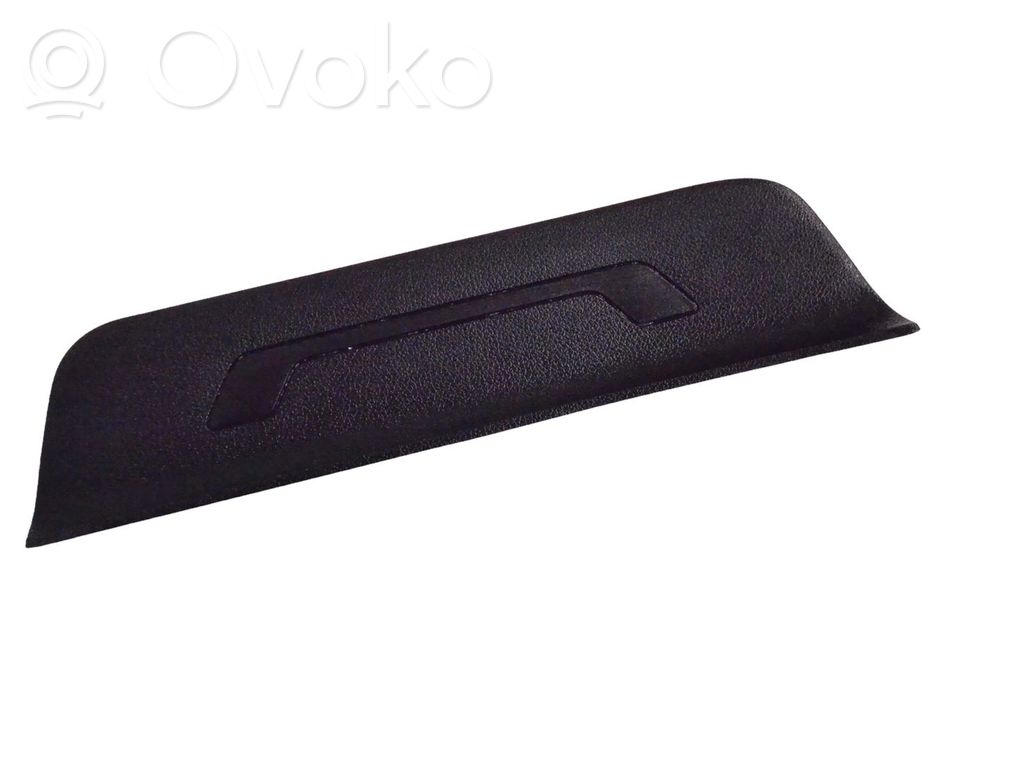 KIA Optima Takaoven kynnyksen suojalista 