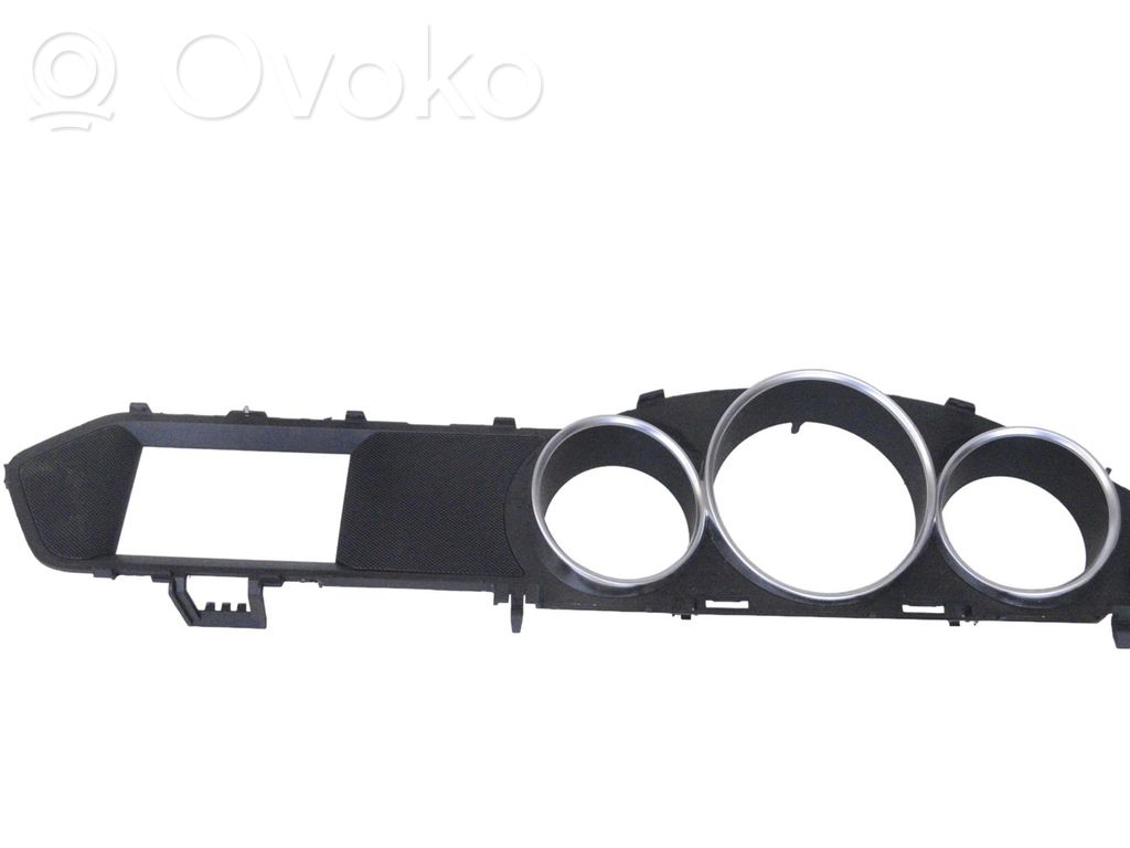 Mercedes-Benz C W204 Rivestimento del vano portaoggetti del cruscotto