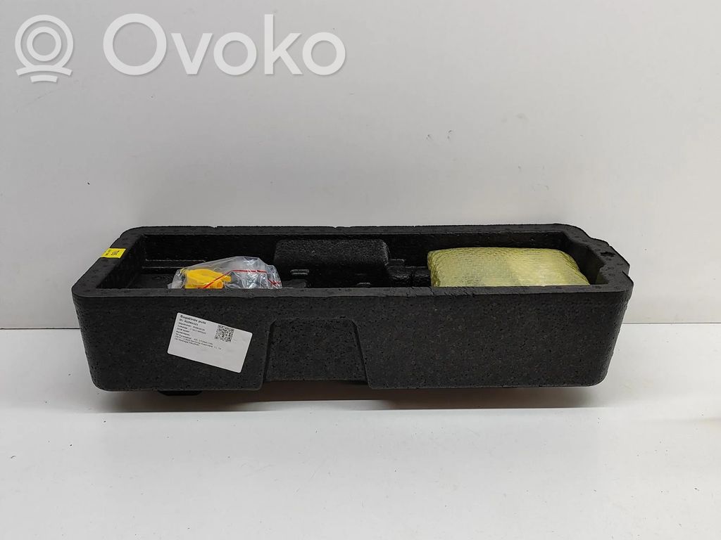 KIA Stonic Otros elementos de revestimiento del maletero/compartimento de carga 