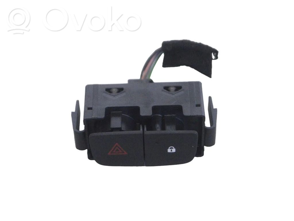 Hazard light switch   E31601