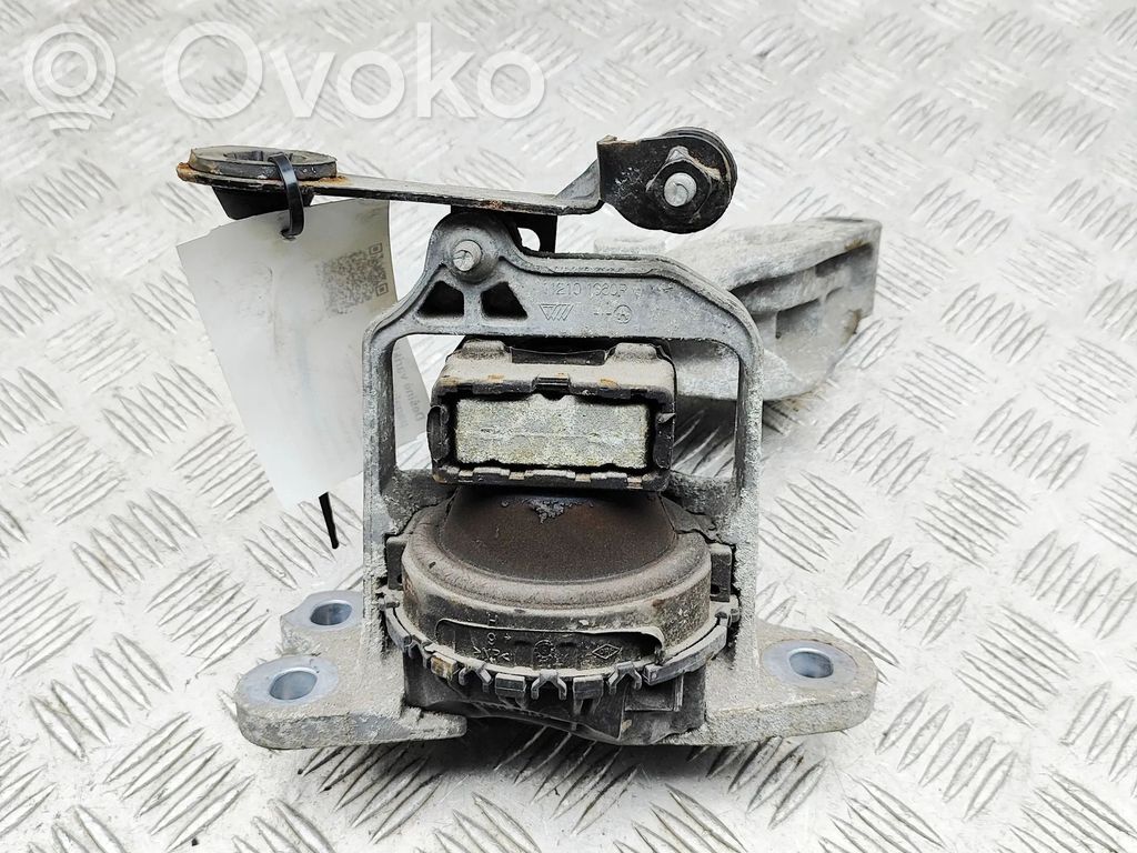 Opel Vivaro Engine mount bracket 