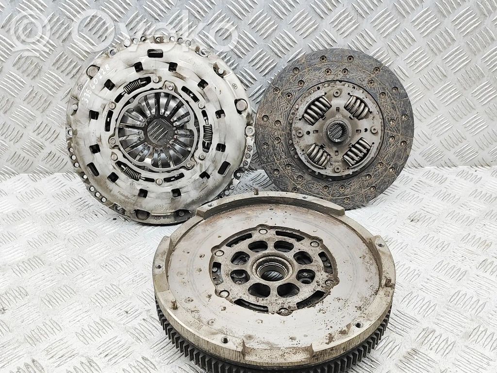 Clutch set kit   BK2T6477CD,BK217540BC