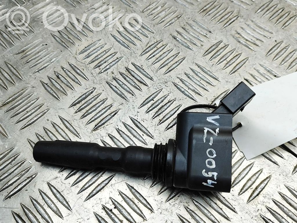 Volkswagen Golf VII Cewka zapłonowa wysokiego napięcia 