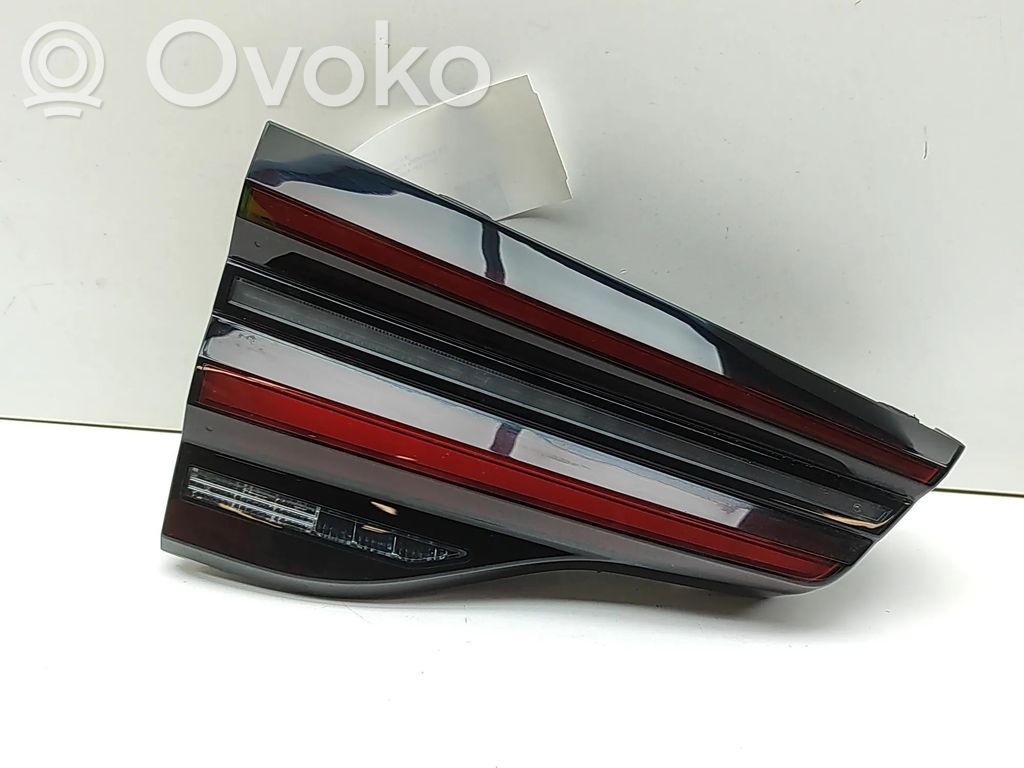 BMW iX3 G08 Takaluukun takavalot 