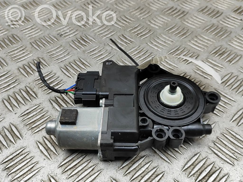 KIA Sorento IV Silnik regulatora szyby drzwi przednich 