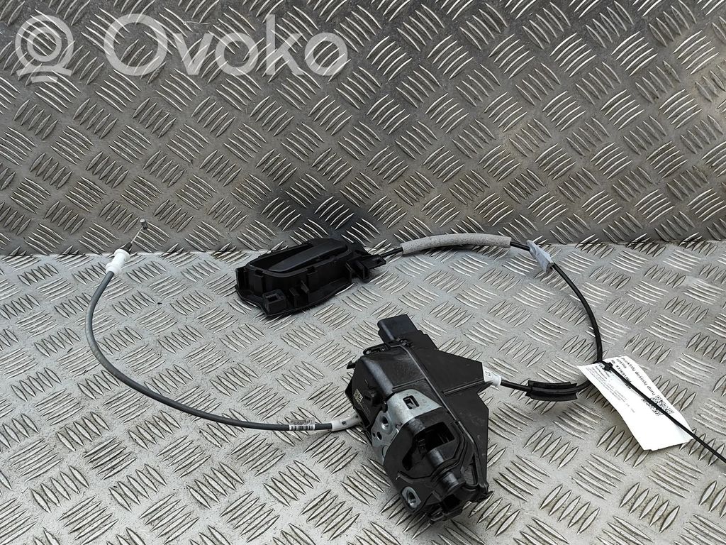 Opel Vivaro Передний замок 