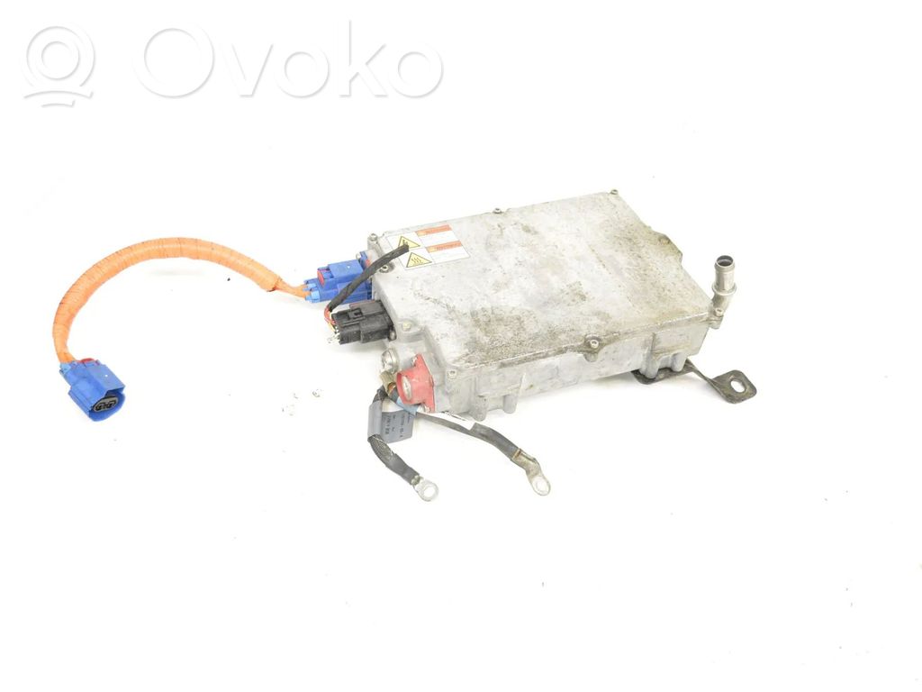 Inversor/convertidor de voltaje   102866500B