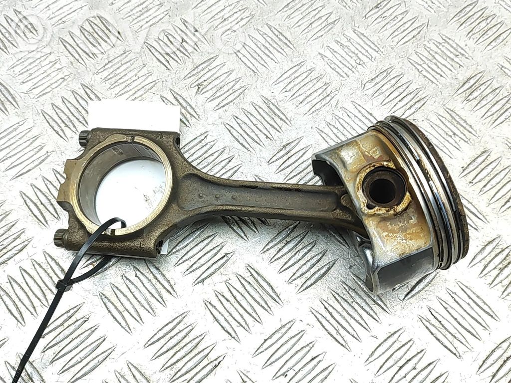 Ford Focus Piston 