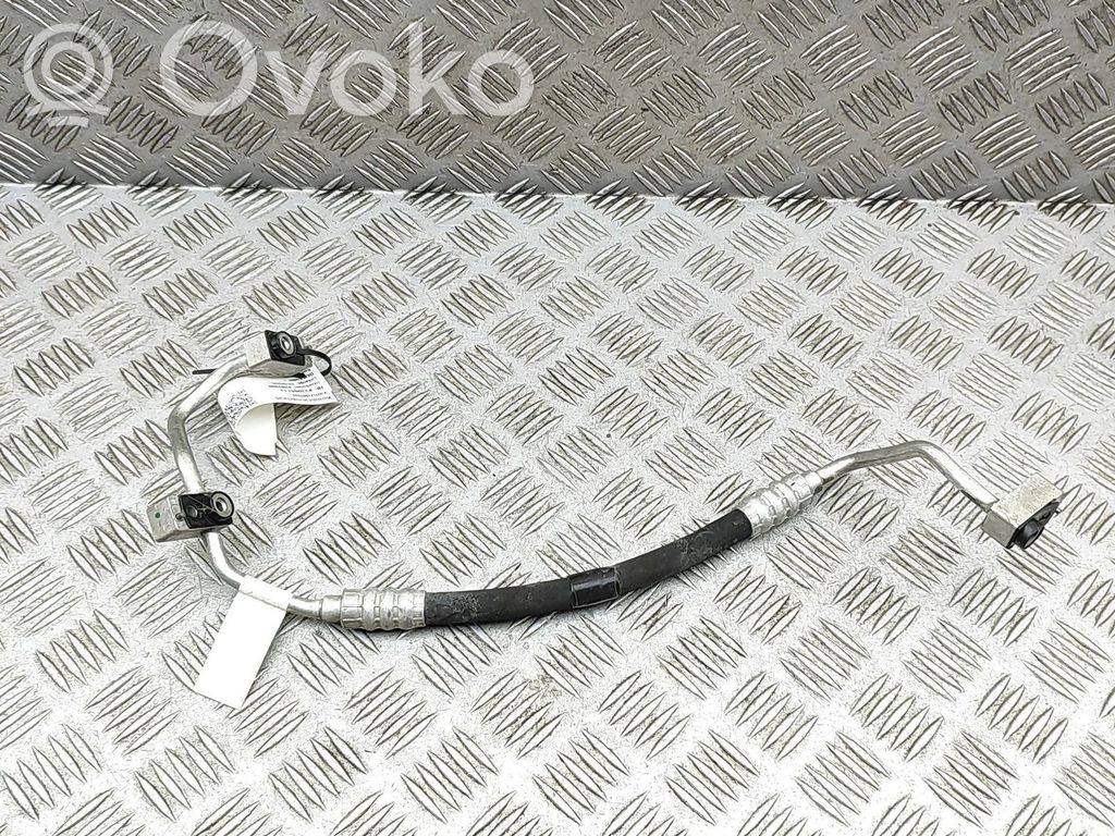 Skoda Enyaq iV Ilmastointilaitteen putki (A/C) 