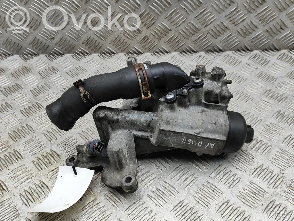 Opel Vivaro Other engine bay part 