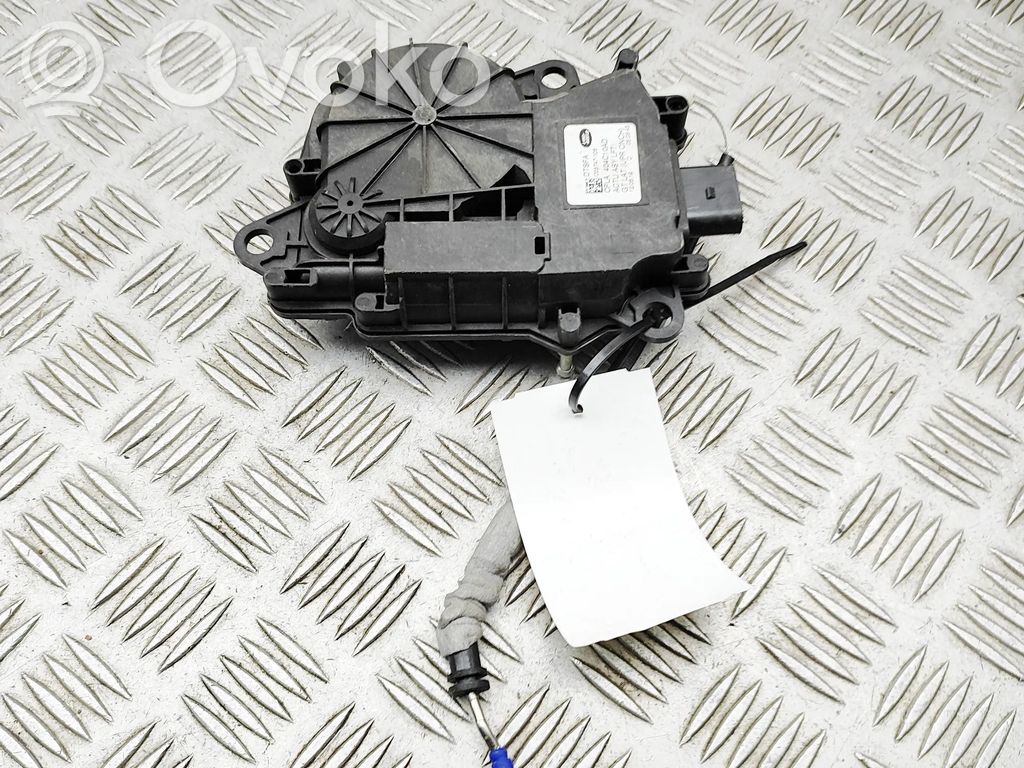 Land Rover Range Rover L405 Aizmugurējā pārsega pievilcējs