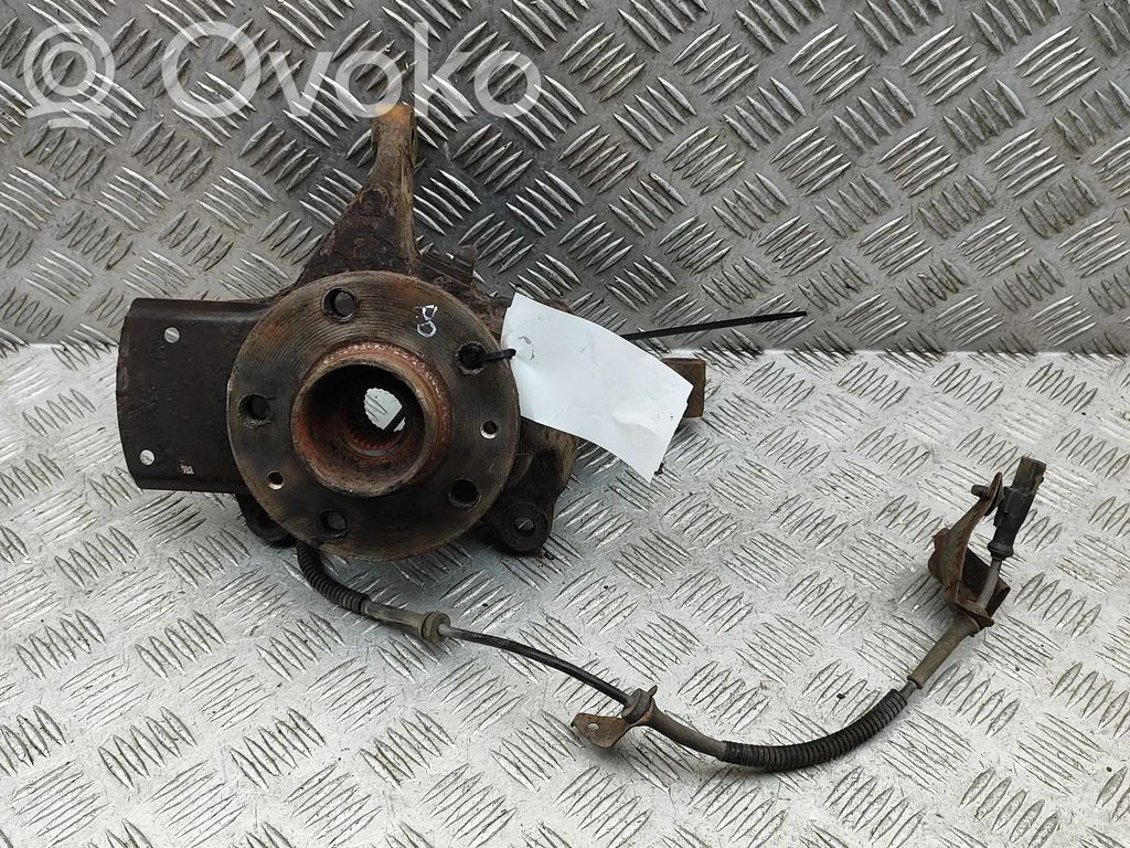 Fiat Talento Piasta koła przedniego 