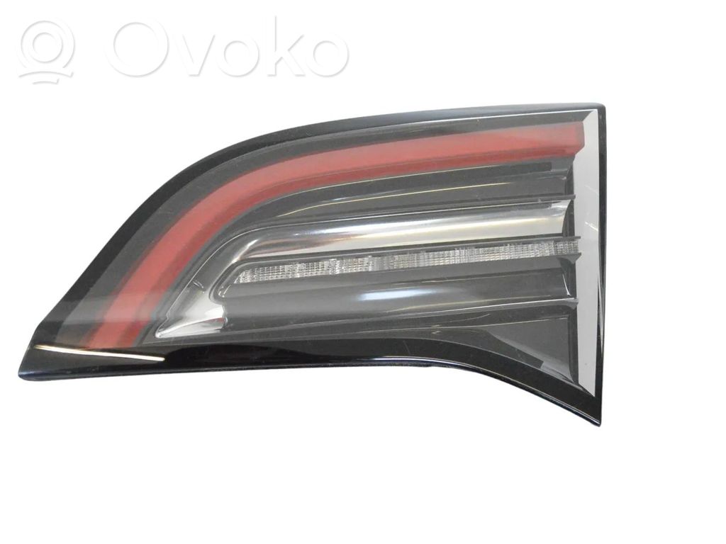 Tesla Model 3 Tailgate rear/tail lights 