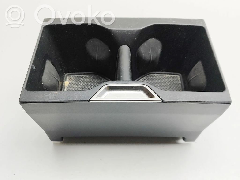 Mukiteline   M8E2048196AF,M8E2048196A
