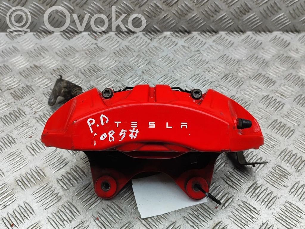 Tesla Model 3 Priekinis suportas 