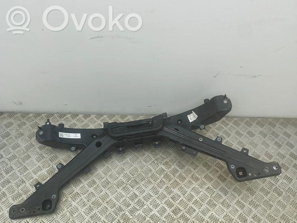 Tesla Model 3 Radiatoru paneļa augšējā daļa (televizors) 