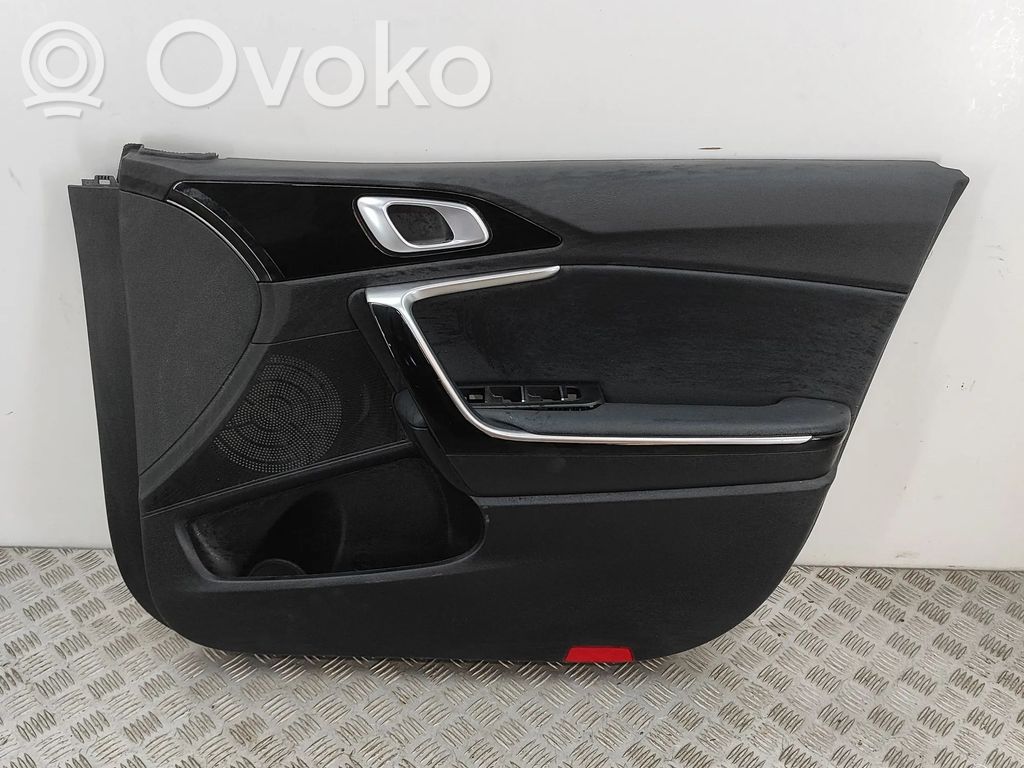 KIA Xceed Etuoven verhoilu 