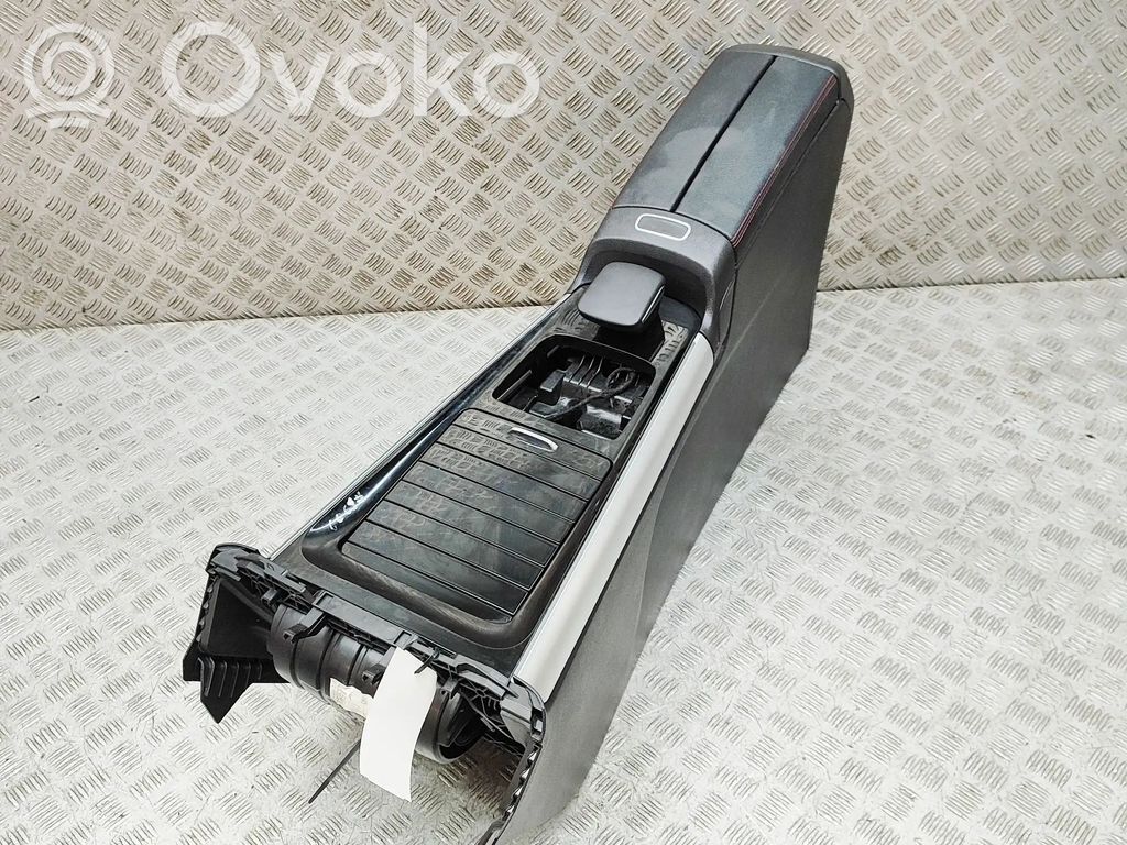 Mercedes-Benz GLA H247 Console centrale 