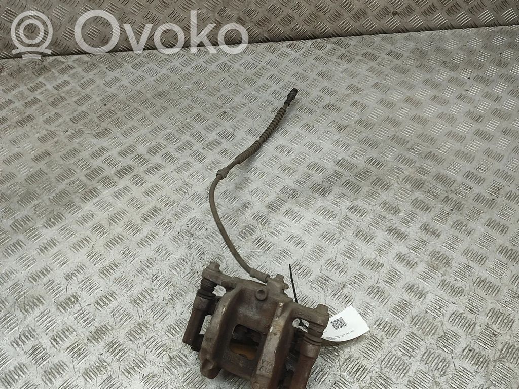 Skoda Enyaq iV Etujarrusatula 