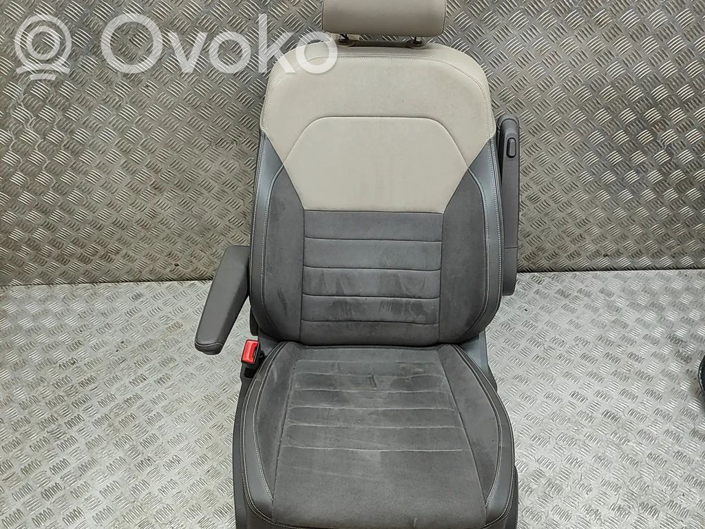 Volkswagen Multivan T7 Kuljettajan istuin 