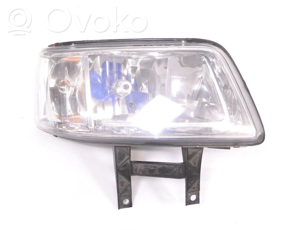 Volkswagen Transporter - Caravelle T5 Lampa przednia 