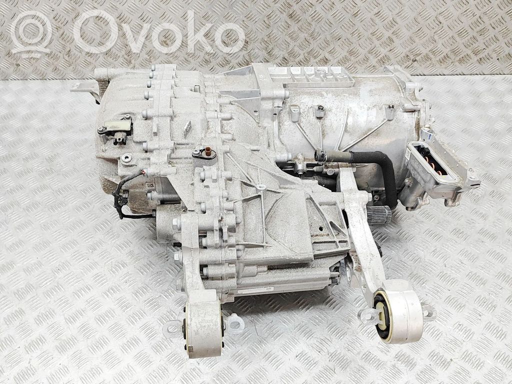 Двигатель   EBF,0ME325835H,0EG901104A,0EG902171A,0ME300041B,9J1901136