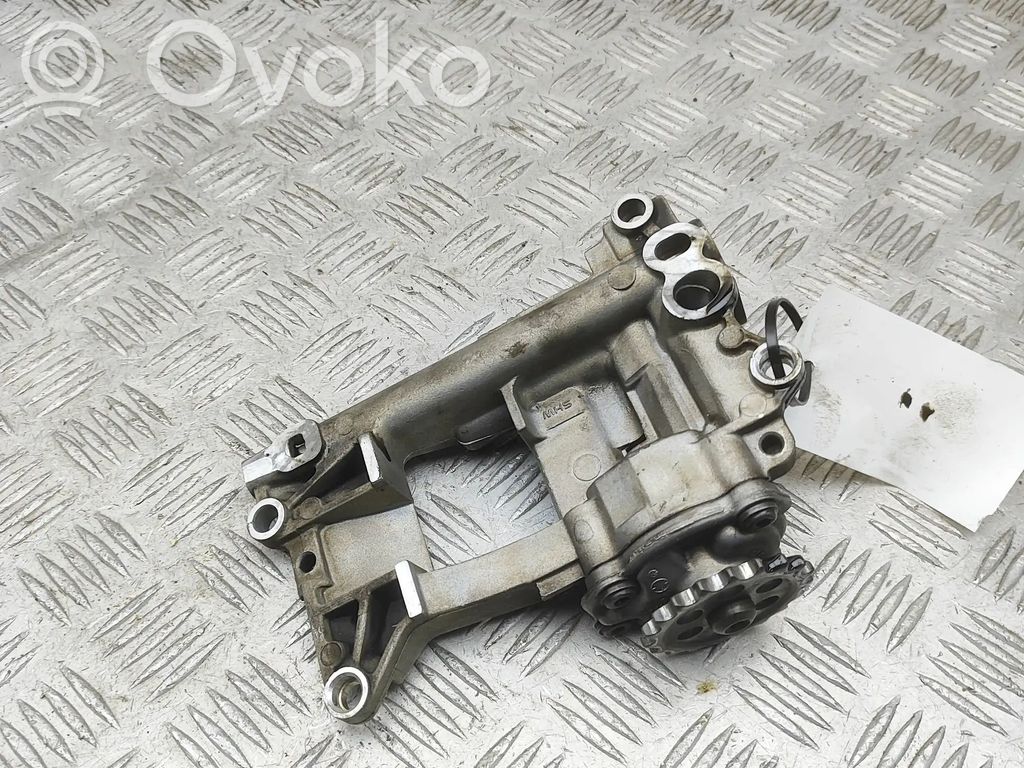 BMW 5 E60 E61 Tepalo siurblys 
