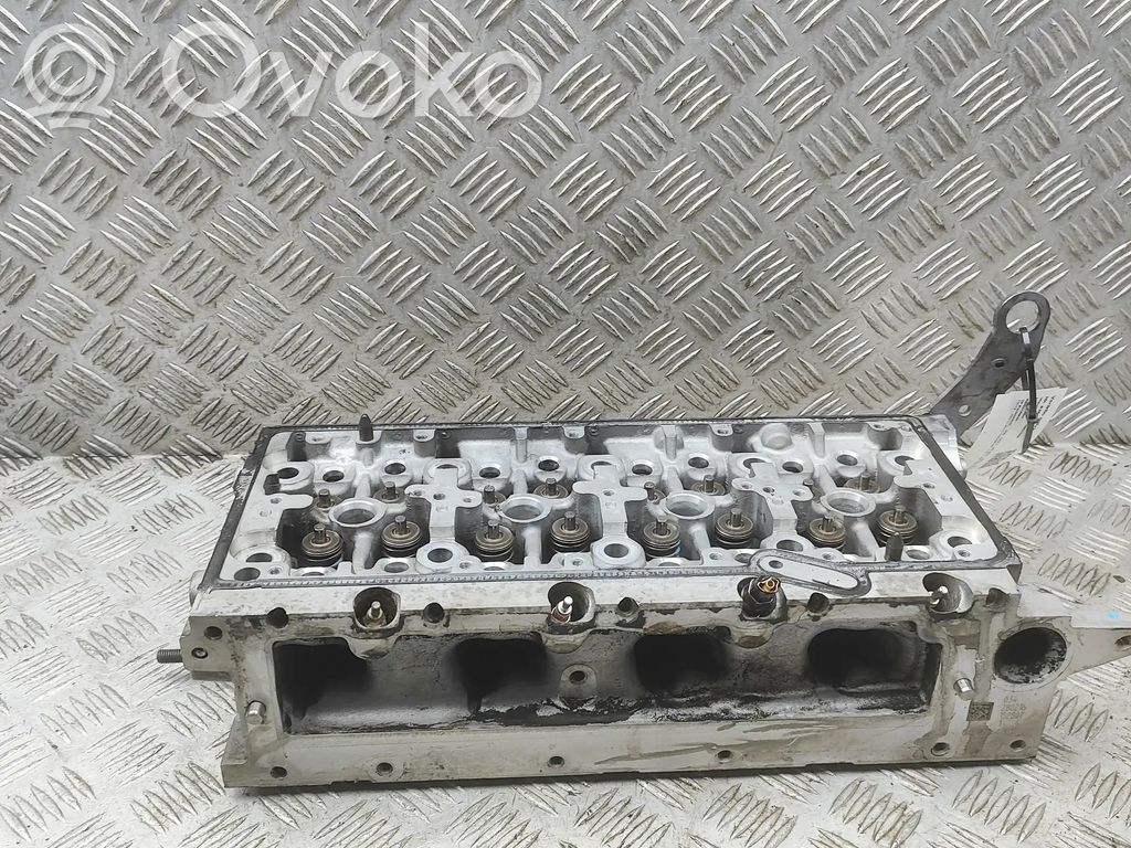 Volkswagen Golf VII Engine head 