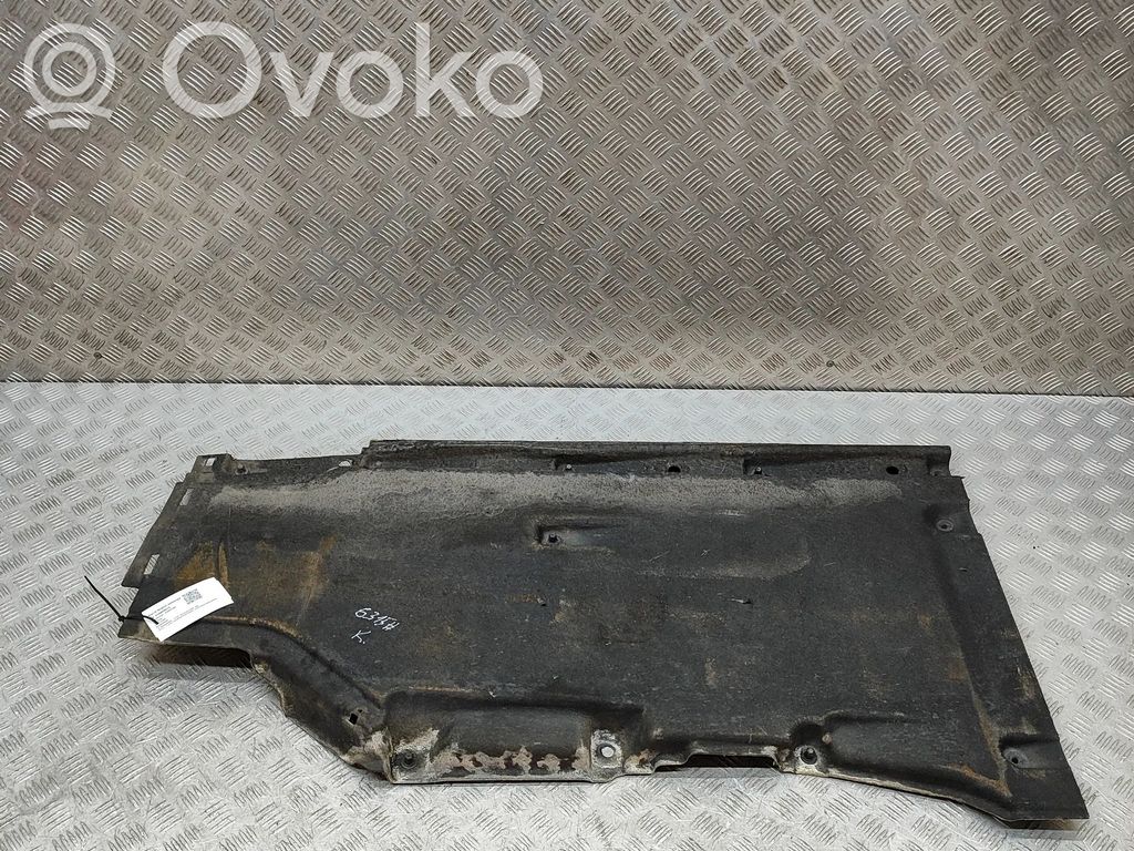 Audi A4 S4 B9 8W Sivupohjapanssari 