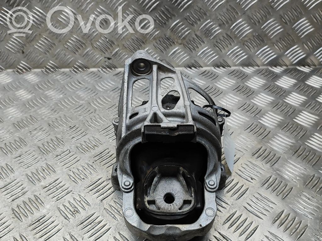 Audi Q5 SQ5 FY Engine mount bracket 