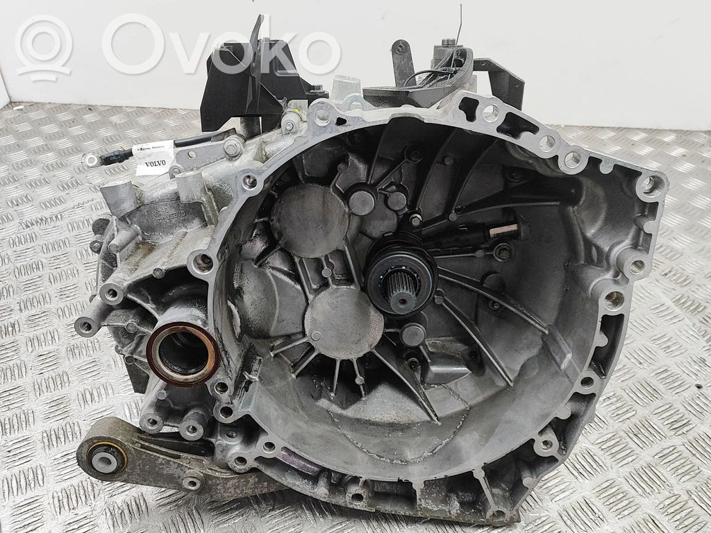 Volvo XC40 Cutie viteze manuală cu 6 trepte 