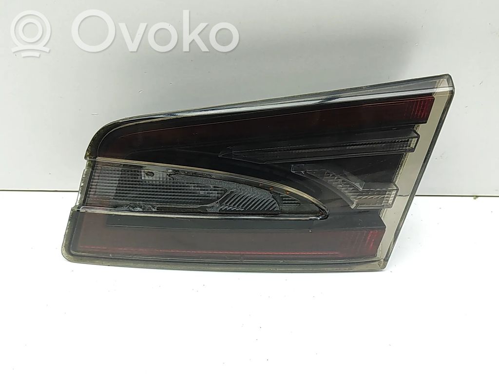 Tesla Model S Lampy tylnej klapy bagażnika 