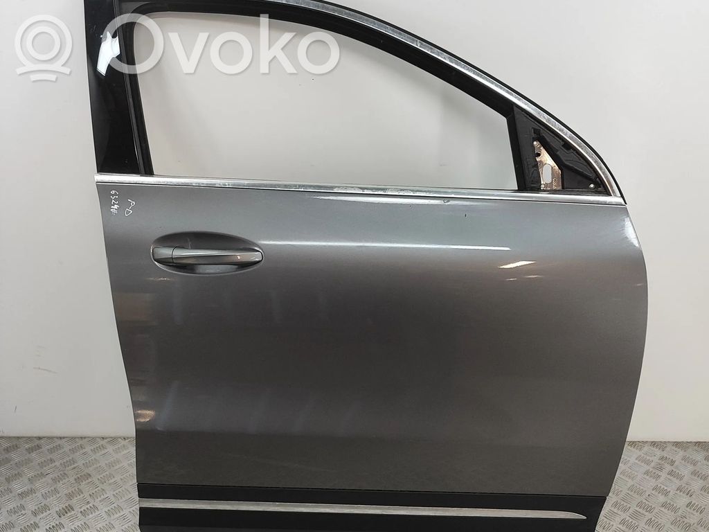 Mercedes-Benz EQA Portiera anteriore