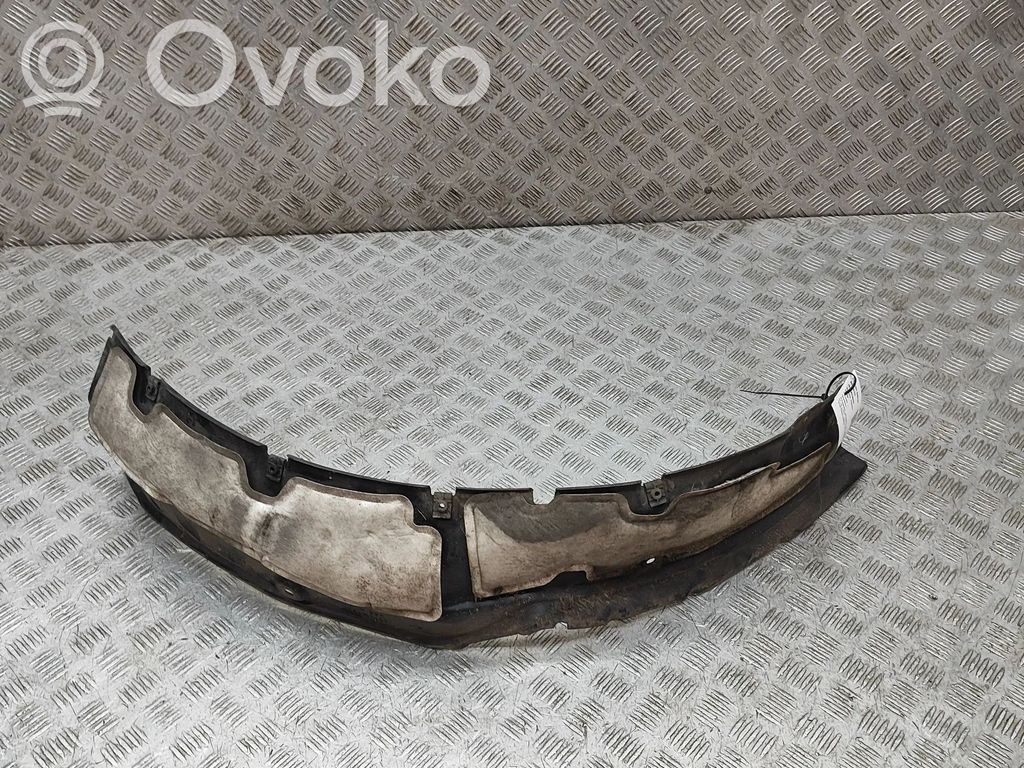 Mitsubishi L200 Nadkole przednie 