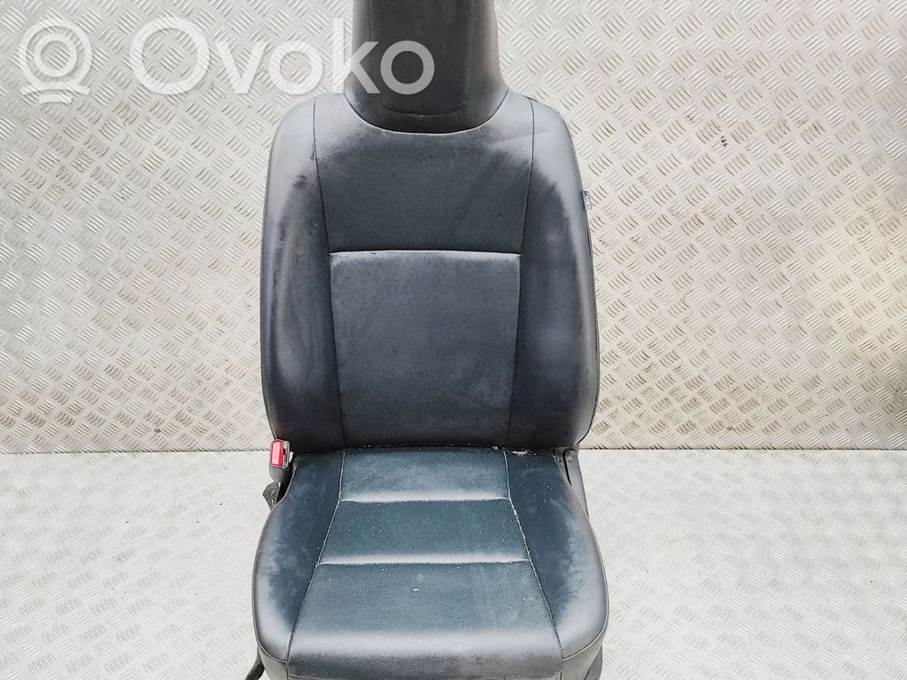 Toyota Hilux (AN120, AN130) Sedile anteriore del conducente 