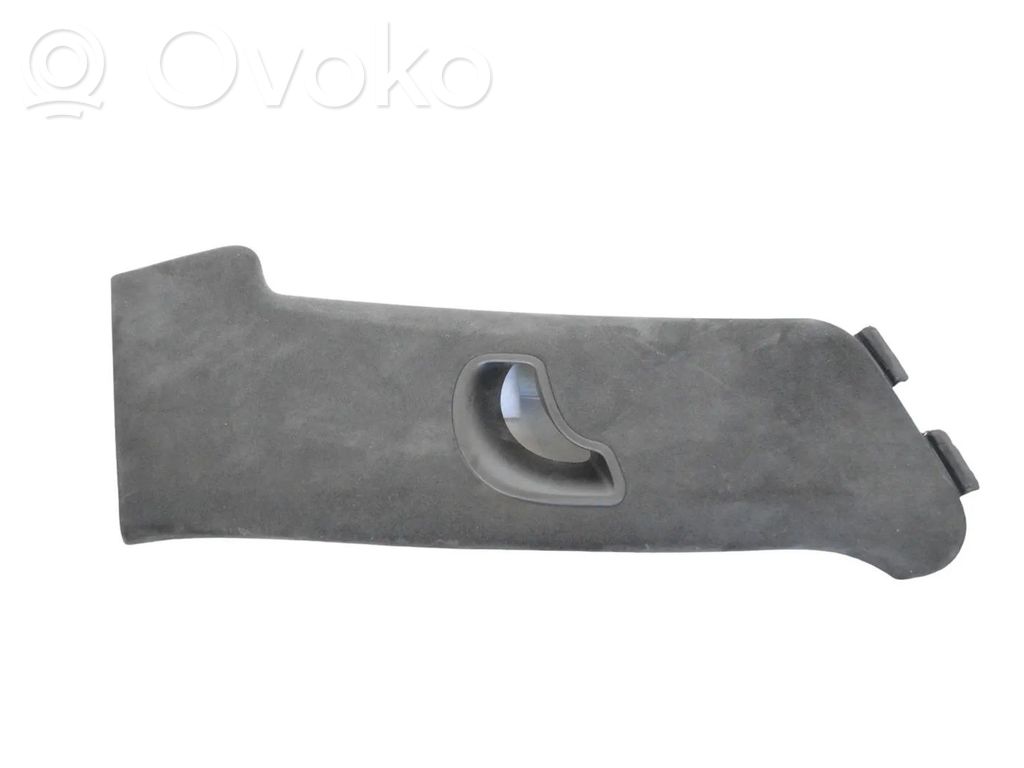 Osłona środkowa słupka / C   7P5867241N